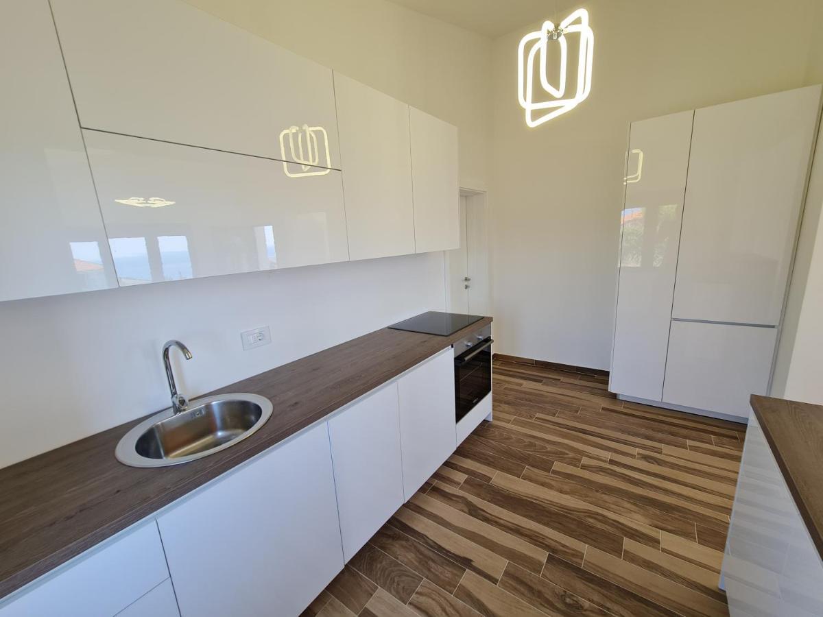 Luxury Penthouse With Panoramic View Apartment Ulcinj Bagian luar foto